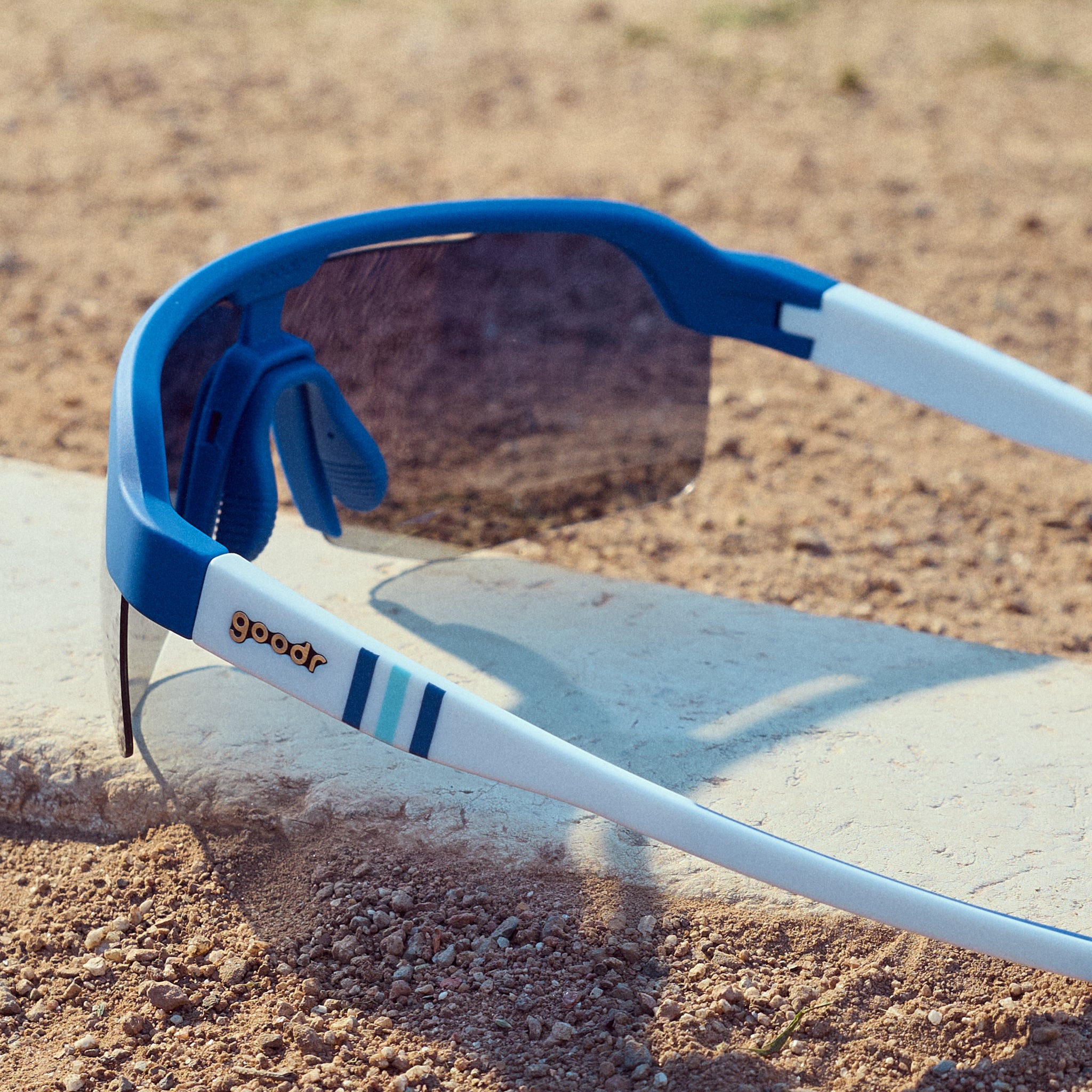 Now That's a Dinger! - Image 2